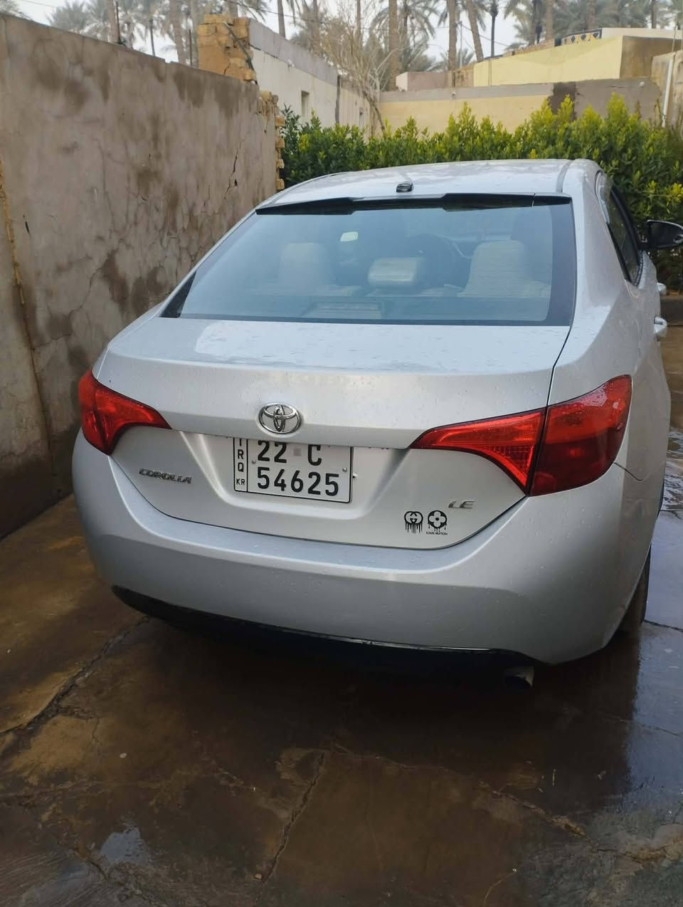 سلام عليكم
كورلا موديل 2017 رقم اربيل جديد 
تخم تاير جديد صدر جديد باتري جديد كهربائيات كلها شغاله داخل جديد لونين سياره جديده ما متعوبه 
مابيها اي نقص مكينه وكير جدد 
مابيها ضرر سرقه الجاملاغات الاماميه فقد بدون ضرر ولا دواخل سرقه فقط والباب الخلفي كلير بدون صبغ بامريكا 
سعر 135 وبيها مجال بسيط مكاني ديالى شهربان 
‏‪***********‬‏
