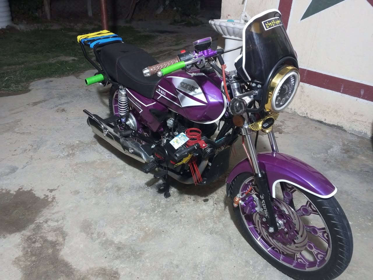 السلام عليكم دراجه للبيع موديل 25 كفاله عامه مكينه 200 اوراق كامله الدراجه مقفوله من الشخط مكاني الحمزه الغربي قرب شركه الاتحاد السعر خاص////***********
