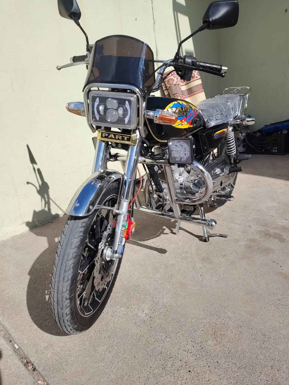 بارت عنتاني سوري اصلي كامل ماكينة ٢٠٠ كبس منفس اصلي للبيع جهاز إنذار تشغيل عن بعد مديل 25 السعر ٨٠٠ الف للبيع او المراوس ***********
