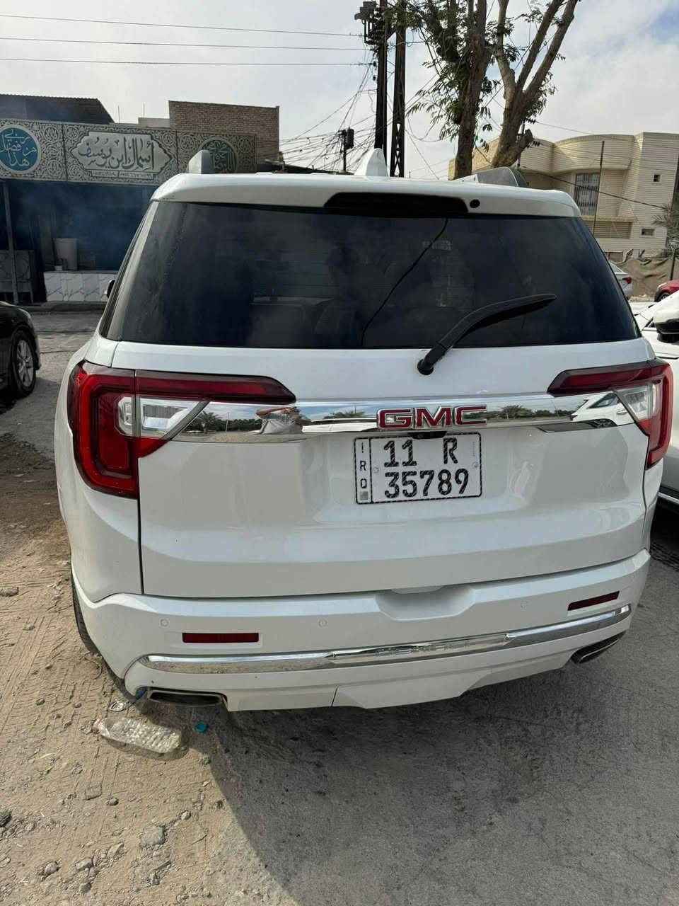 جي ام سي اكاديا موديل 2021
رقم بغداد
ماشيه 30 الف ميل 
لون ابيض 
غرفه بيضاء
دينالي فول للأخير 6 سلندر 
كل مواصفات الدينالي موجوده
محرك وكير وحداديه جديده برغي ما مفتوح 
حادث جانبي جاملغ وباب جنطه 
بيها 5 قطع صبغ توحيد لون ابيع حزام
سعر 240 مع المجال
للتواصل :
***********
