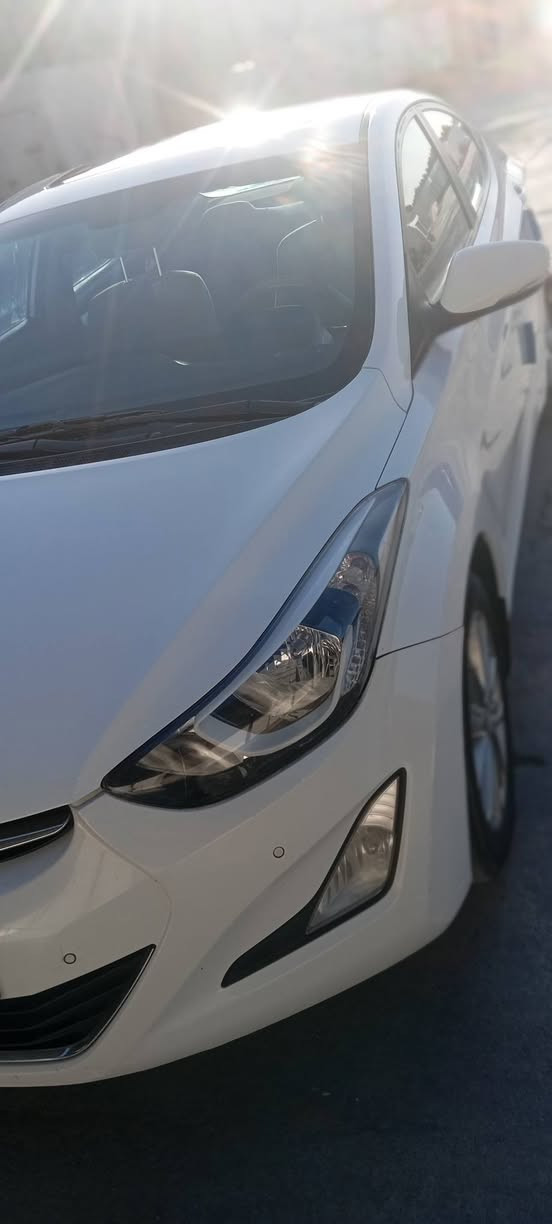 السلام عليكم
موديل / 2014 شكل 2016 خليجي بدون صبغ 
مكينه/ 1800 دوش اوتوماتيك
1. شاشه تاب و كار بلي
2. تحكم استيرن جهتين
3 .كامره خلفيه دوار
4 . نظام ايكو اقتصادي
6 .  امرايات شفط 
6 . اشارات بالمري
هزه جديده فحص جديد 
سنويه جديده 
بسمي شرط التحويل ثاني يوم 
السعر 127 بيها مجال 
الاستفسار ***********
