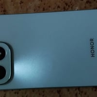 ذاكرة 128 بطارية 5300🔋/دقة الشاشة فول/مامبدل اي شي شرط/ بي ذكاءاصطناعي...