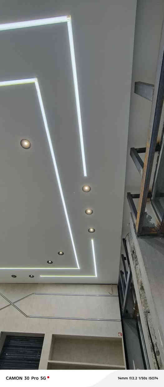 سلام عليكم
اعمل فني كهرباء 
ديالى 
عمل نشاء الله ينال اعجابكم
ابو عباس
***********
