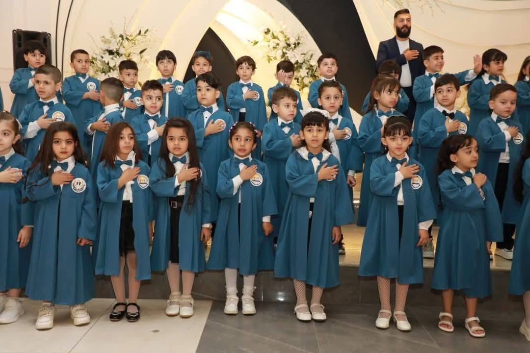 اطلالة التخرج عـدنا تكتمل 🤩💜
يـتوفر لدينا زي التخـرج لكافة الأعمار من الروضة الى الجامعة❤️‍🔥👀

✅التنفـيذ حسب الطلب 
 ✅يوجد لدينا خيـاط خاص لأزياء التخرج✔️
✅يـتوفر طبـاعة وتـطريز حسب الطلب🔥
 مستعدين لتجهيز الدفعات بأسعار تنافسية 🔥

يـتوفر بـ 3 انواع قماش:-

* كوبرا 
*باربي 
*كريب 

للحجز والاستفسار مراسلة الصفحة 
او واتساب *********** 
               
الشرقاط قرية شكراً _الشارع القديم _قرب مدرسة ابن طفيل. يتوفر لدينا التوصيل لجميع محافظات العراق 

#تخرج #دارسة #فرح #امتحان #تعين #جامعة #كلية #صورة #هدية #قبعة #تسوق #روب #وشاح
