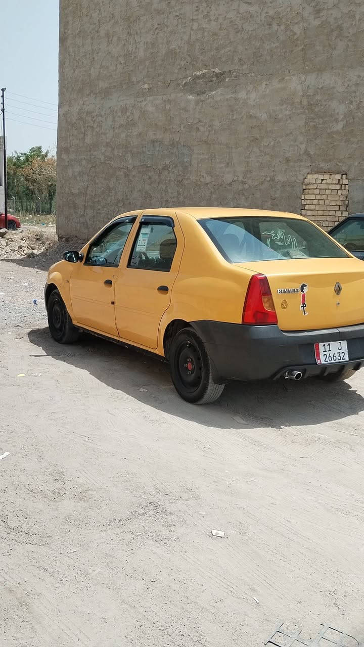السلام عليكم عندي سياره رينو الفين وتسعه البيع أو مراوس بيها نقوص بسيطه عنواني بغداد وهاذه رقمي *********** سعر ٣٣
