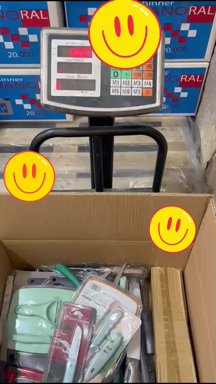 بسم الله الرحمن الرحيم 
اللهم صل على محمد وال محمد 
سكين 🗡️🔪 درجة أولى نوعية ممتازة 
كارتون 10 كيلو بسعر 55 الف دينار
يوجد توصيل 🚚 لجميع المحافظات بغداد 5 الاف والمحافظات 6 الالف


**إذا كنت صاحب هذا الإعلان وتريد حذفه لأي سبب، رجاءا أرسل رسالة إلى الدعم الفني**