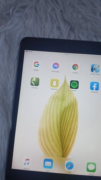 ايباد • ايفون • اصلي