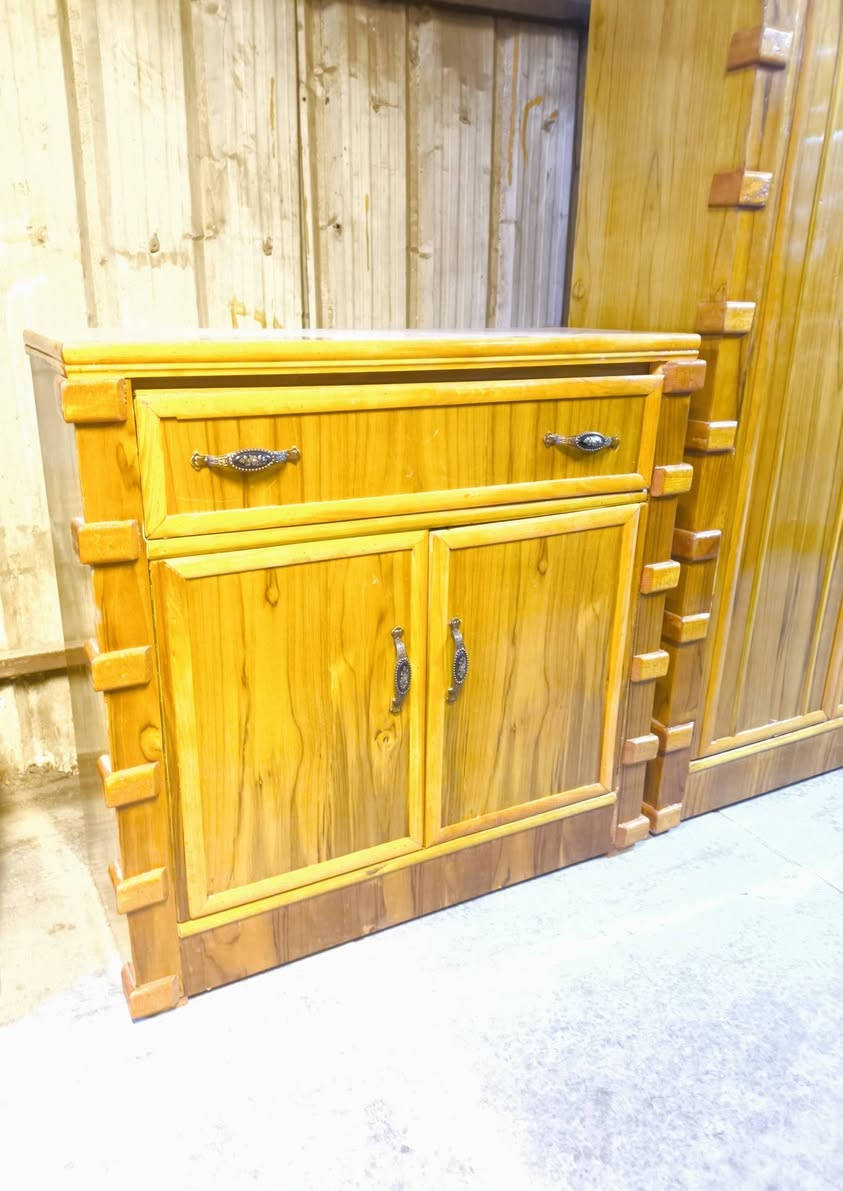 غرفه ام 6 ابواب طابقين طابوكه جديده عنوان ميسان


**إذا كنت صاحب هذا الإعلان وتريد حذفه لأي سبب، رجاءا أرسل رسالة إلى الدعم الفني**