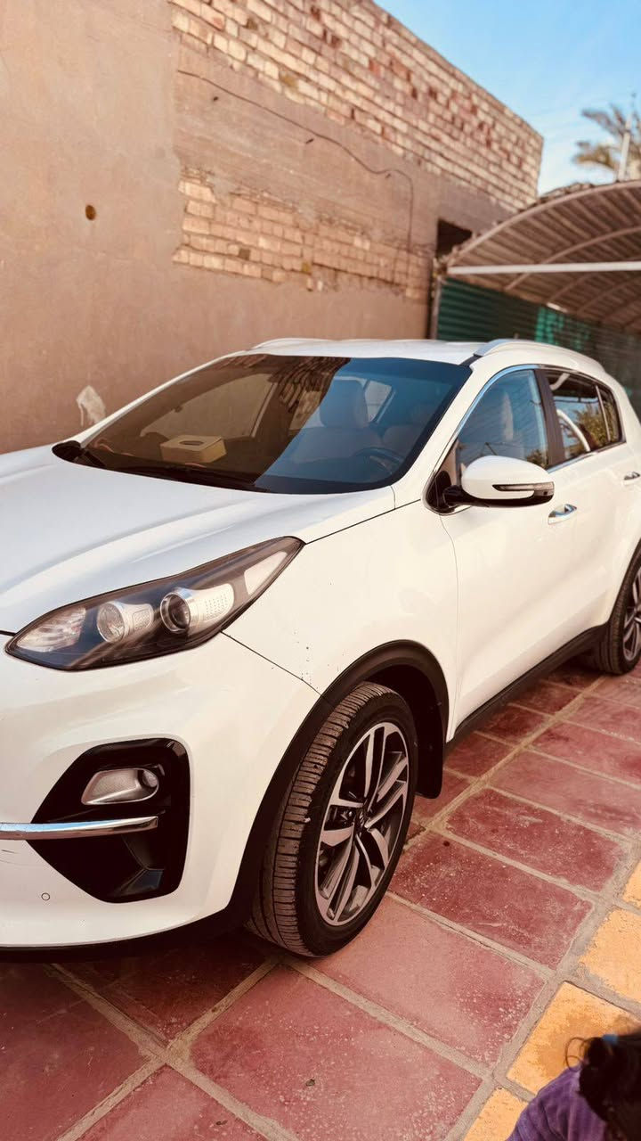 للبيع كيا سبورتج 2019 خليجي 
رقم بغداد اللوحات الجديدة سنوية مجدده 2030
ماشية ( 148 ) الف كيلو
مكفولة من التبديل والصبغ فقط صبغ بالدعامية الأمامية البلاستك
نص فول، سويج، حساس امامي، حساس خلفي، كامره خلفية، شاشة اندرويد، داخل بيجي، مري شفط، 3 أنظمة قياده
محرك 2000 دوش 
السعر 195$ بي مجال بسيط
العنوان بغداد جسر ديالى 
***********
