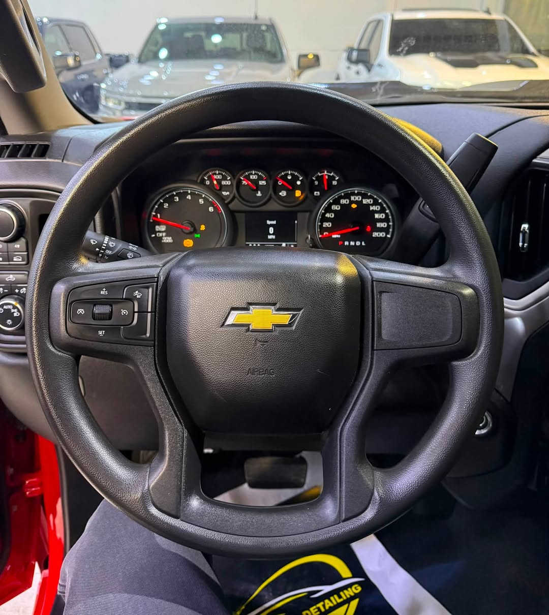 Chevrolet Silverado 
2024 custom
4i - 2.7T - 4x4

بسمە و شغال
شاشە و کامیرە
لایت لید
رادار
باب طویل
بودی طویل
ویل 20

10.000 mile
2 قطعە صبغ
سعر 235 ورقە

معرض ( مەدینە ) اربیل شارع ١٠٠م
***********
***********⁩⁩⁩
