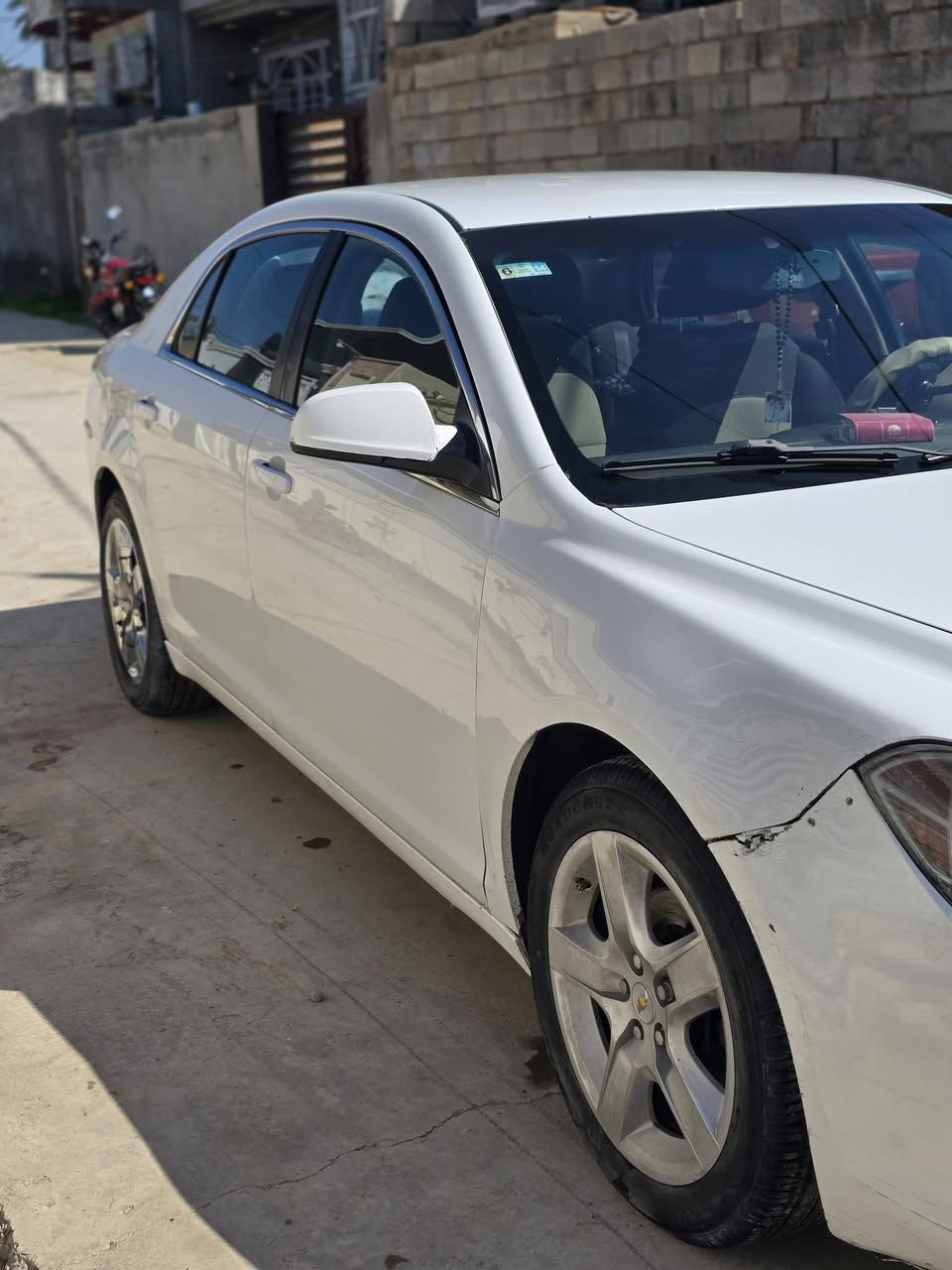 سلام عليكم
شوفرليت ماليبو ٢٠١٢  كفاله عامه 
صوره سونار مرفقه 
سعره (٩٥) ورقه 
للأستفسار ***********
محرك 2400  اربعه سلندر  
شاشه ايباد 
سيارة كلش نظيفة 
داخل بيجي 
مثبت سرعة
رقم سليمانيه  
سنويه لحد 2029
تخم تاير جديد
شرط تحويل 
مكان سياره ديالى الخالص
