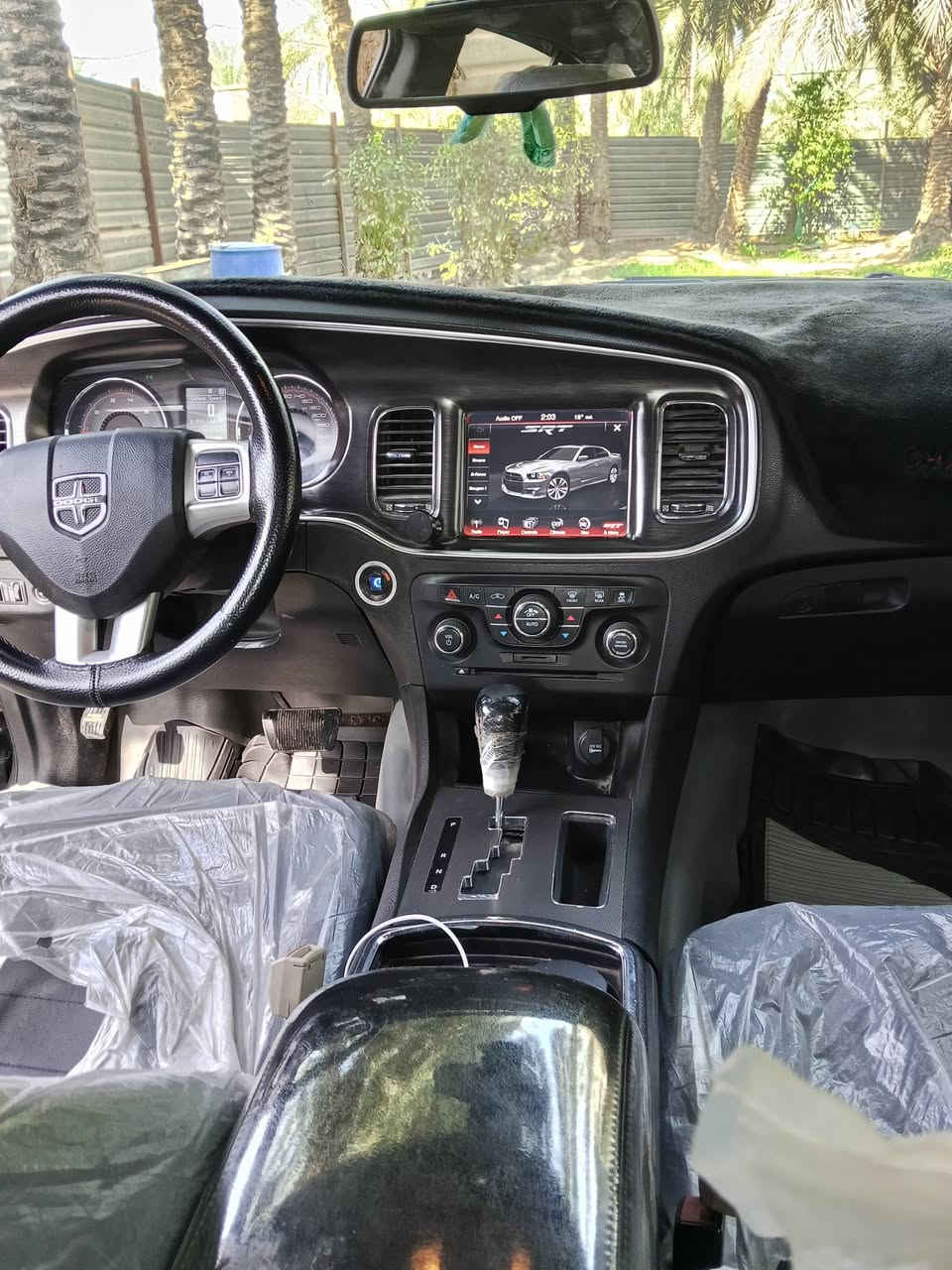 السلام عليكم جارجر مديل 2011خليجيه كير محرك اكسل كفاله تبريد قطعتين شاشه كبيره كشن  كهربائية تشغيل عن بعد سياره جاهزة رقم بغداد بسمي المكان بابل السياحي السعر 140وبيه مجال بسيط وهذا رقمي ***********
