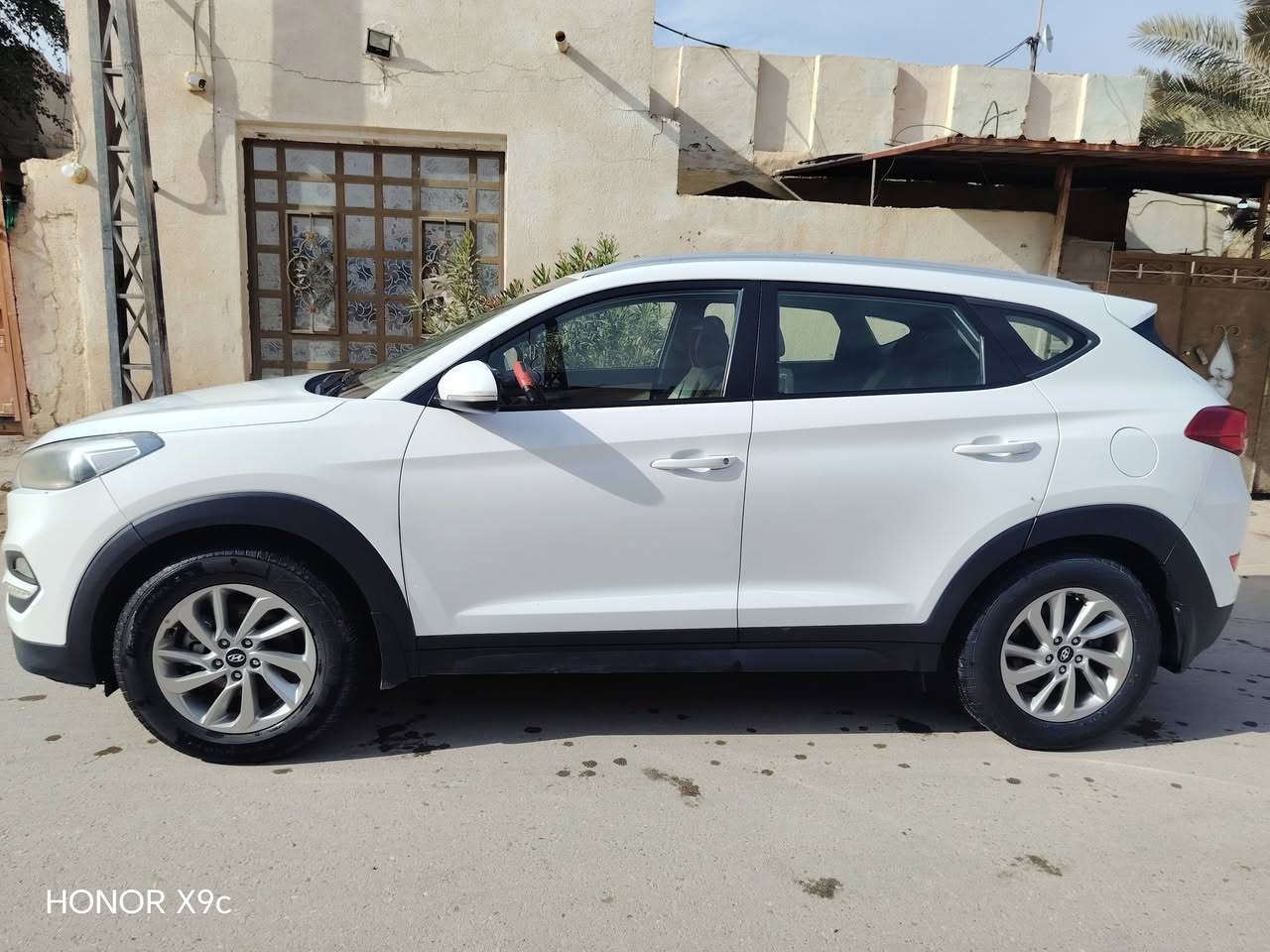 سلام عليكم ورحمة الله وبركاته
سياره توسان موديل 2016 للبيع مداور ثاني يوم السياره ب اسمي كفاله عامه رقم ذي قار مابيها اي عيب سعر 164 بيها مجال للشراي مجال بسيط للاستفسار الاتصال على الرقم ***********
