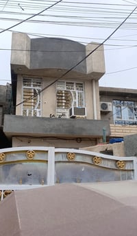 100م طابقين حي السلام  شارع اسواق رسل 3 نوم صاله ومطبخ مع خدمات داخليه...