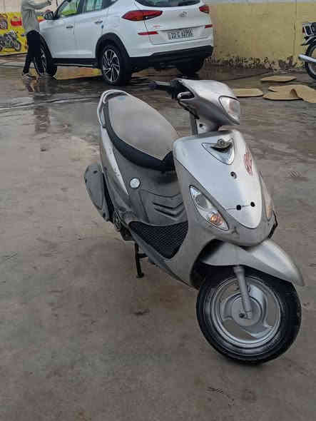 سلام عليكم
دراجه منغولي للبيع 

دراجه صارله شهرين نازله رمبه 

دراجه لايت بكلايت اشاير يمنى يسره 

مكينه خرسه تجي وتشوف ختم واحد وي المكينه 

دراجه شلعه ومعدل مكينه تشك الكاع تجي وتشوف بعينك 

دراجه ما مفتوحه كفاله عامه 

السعر 750 وبيه مجال رقمي واتساب فقط ***********
