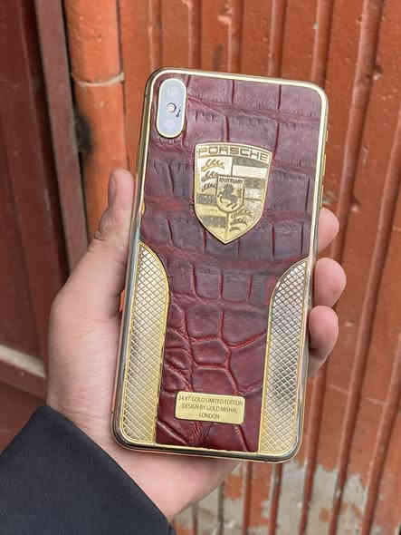 ايفون اكس ماكس .
ذاكره 256 .
بطاريته 80 .
بلاد فقط فيس ايدي واكف .
شاصي ذهب مطعم ب جلد احمر .
جهاز مفول من كلشي .
مال جنايي مو بيع وشراء .
سعره 220 الف .
م رمادي
***********
