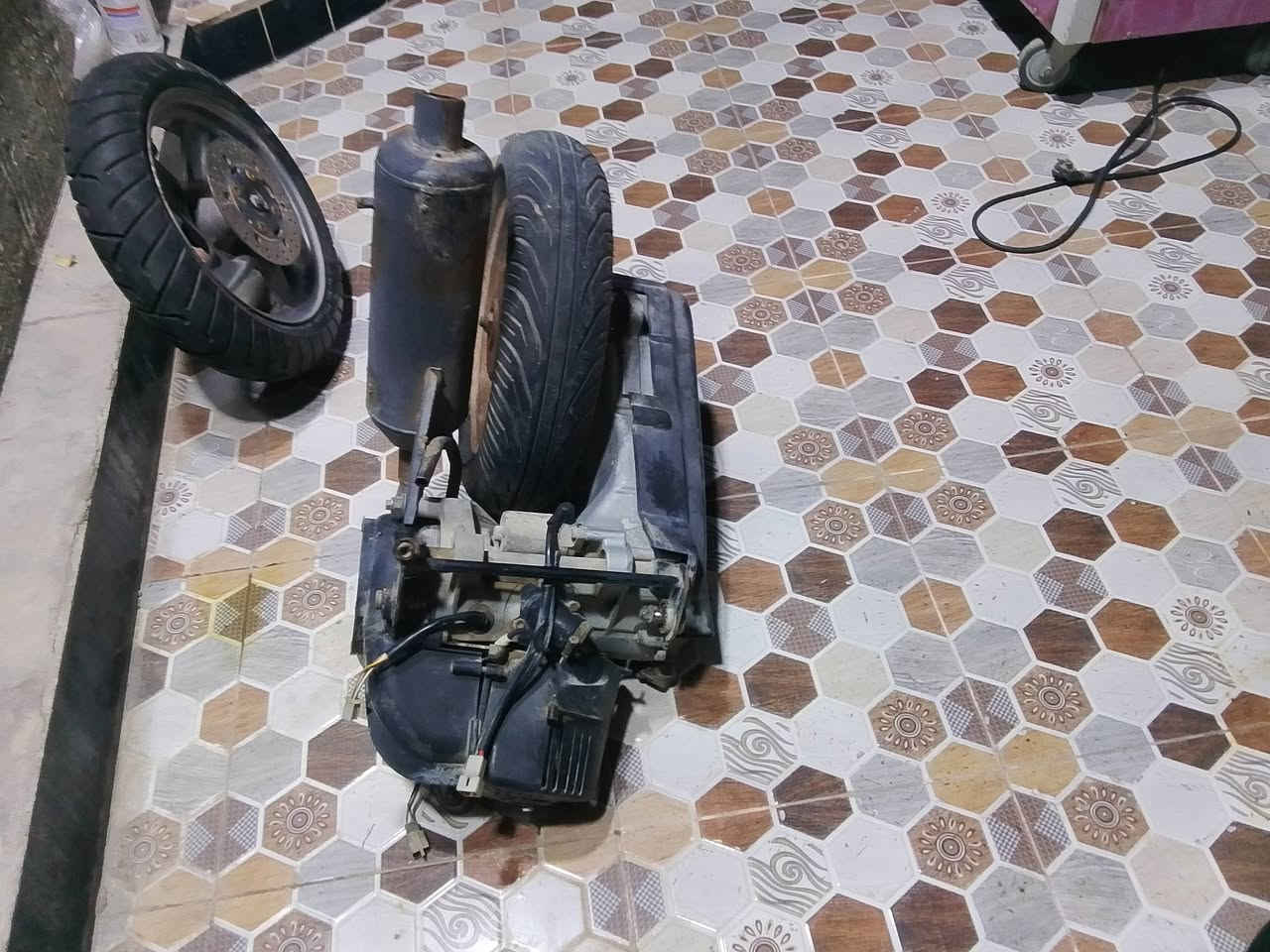 سلام عليكم
ادوات دراجه اكزز دولفين ياباني ياماها 
للبيع الغراض نضيفه المكان ديالى بعقوبه التحرير 
و للاستفار اكثر اتصل على الرقم ***********
