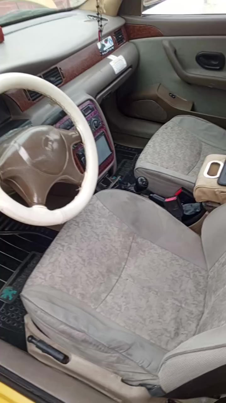 سمند 12 كير ومكينه كهربائيات وغرفه وصدر امامي و خلفي تخم تاير كله جديد رقم بغداد انكليزي سياره على وضع البلاد ماعده الكشر كدام عينك السعر 30رقم ***********
