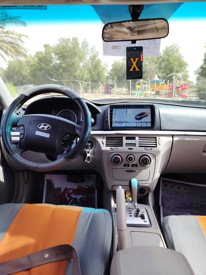 السلام عليكم سوناتا موديل 2008 محدث 2010فول مواصفات فتحة تحكم ستيرن جهتين شاشة كامرة خلفية دوارة حساسات خلفية مثبت سرعة كروز سرعة مكينة ستة سلندر سيارة جاهزة من كلشي صدر امامي خلفي جديد تخم تاير جديد دبلات جدد ياتري جديد ترايهة زيرو وين متريد رقم بغداد انكليزي تحويل مباشر سيارة حادثه جاملغ خلفي بدون دواخل سيارة نضيفة مال جناي تبريد ثلج  السعر 95 بيه مجال الطيبين الهاتف *********** تصل على الرقم وتدلل مكان بغداد مدينت الصدر
