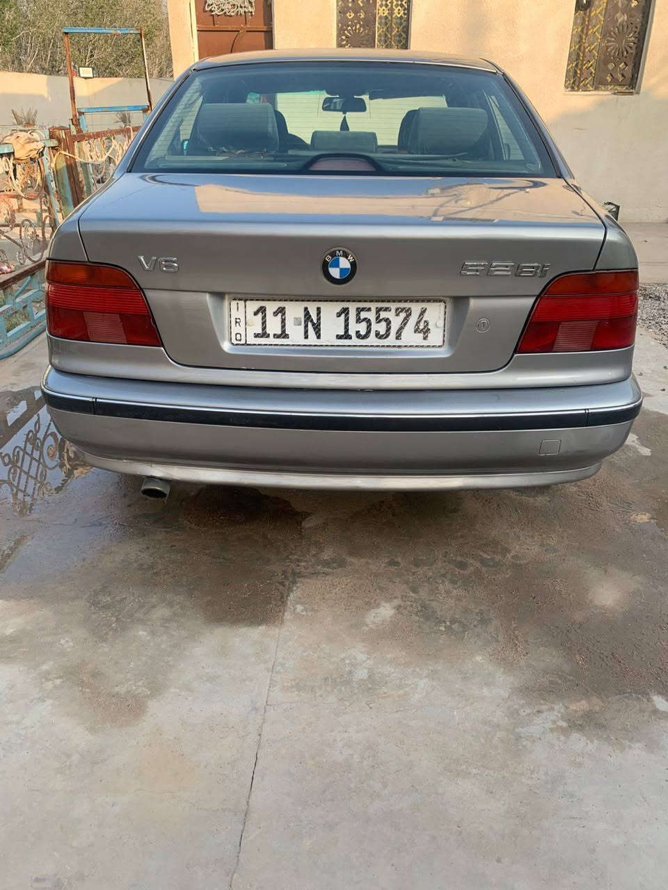 سلام عليكم 
سياره بي ام دبليو حجم 528
موديل 2001
سياره بسمي . سنويه تنتهي ب2030
مصبوغه جماليه 
محرك كير كفاله 
سياره جاهزه ومرتبه 
البصره الزبير 
السعر 85 وبيها مجال بسيط 
الاستفسار ***********
