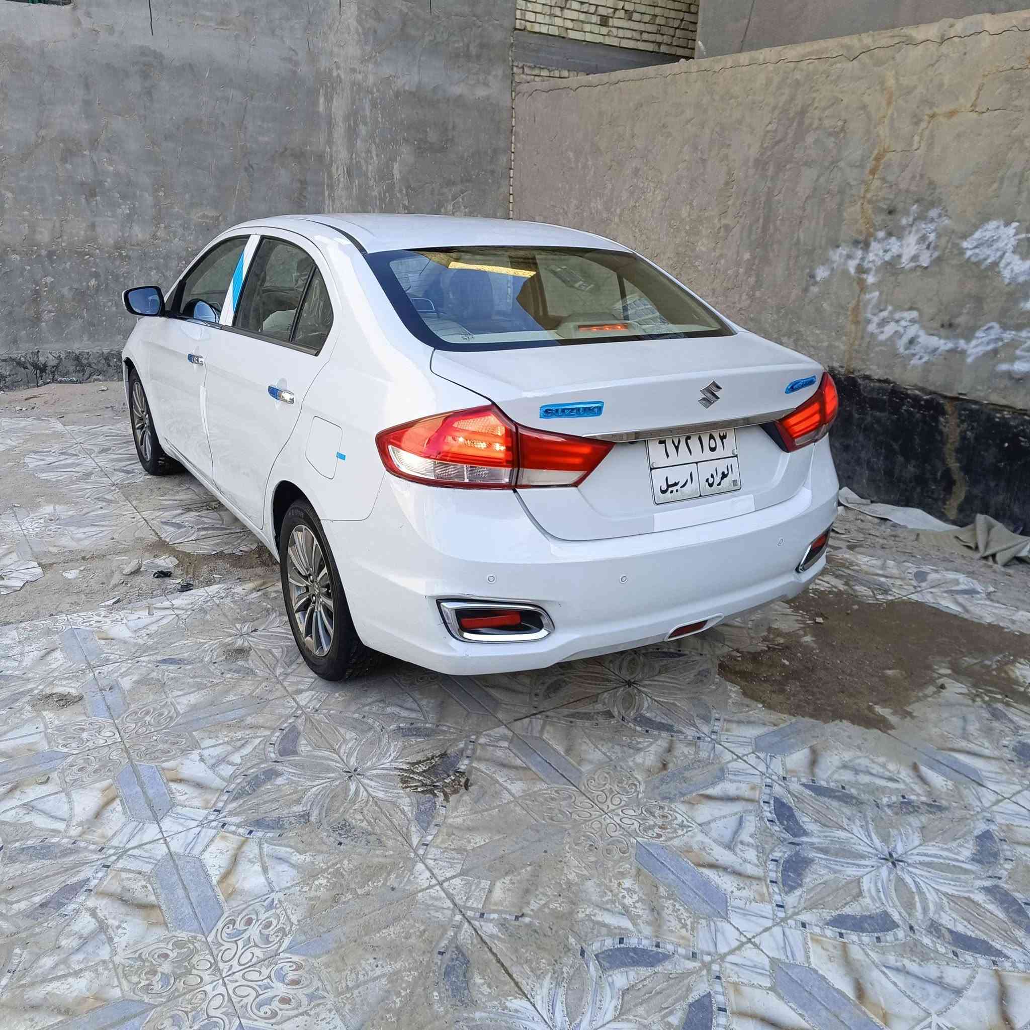 ساسوكي سياز خليجي مديل 2019 أربيل بسم شركه سنويا مامنتهيه وكاله أو تحويل مكفوله من ضربه فقط قبق صندوق صبغ بلخليج سياره جديده وجاهزه من كلشي  حداديه وتبريد وتخم تاير جاهز مكينه وكير كفاله السعر مستعجل 82 ورقه ومواصفات فول تجي عدا فتحه رقمي *********** أو *********** مكاني بصره ياسين خريبط مامتواجد على النت شراي يتصل وضحت كلشي
