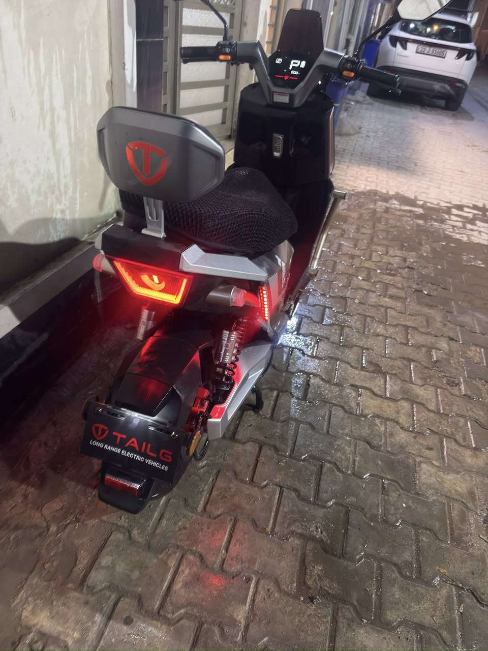 تالج سبورت 2026 مستخدمة قليل شهرين بطارية 6 كبار كرافين 35 امبير ملف الفين سعر جديده مليون و350  عارضها بمليون مكاني بغداد الحرية 

***********
