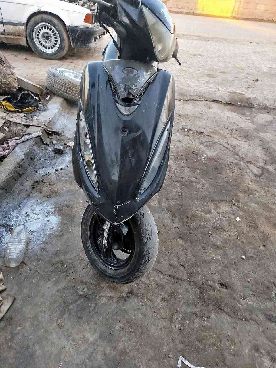 السلام عليكم دراجه للبيع دراجه نظيفه كهربائيات كلها شغاله ما عايزها برغي دراجه نقر السلف السعر ب 350 وبيها مجال مكان الديوانيه قضاء الشاميه ***********
