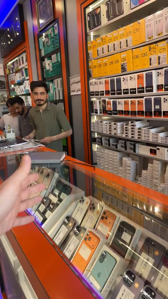هه ديه به رده وامن 🤩💯  اكتيف بن و شه مبي حازربن 📱📱💯💯 @i_store_iraq  #duhok #fyp #istore 


**إذا كنت صاحب هذا الإعلان وتريد حذفه لأي سبب، رجاءا أرسل رسالة إلى الدعم الفني**