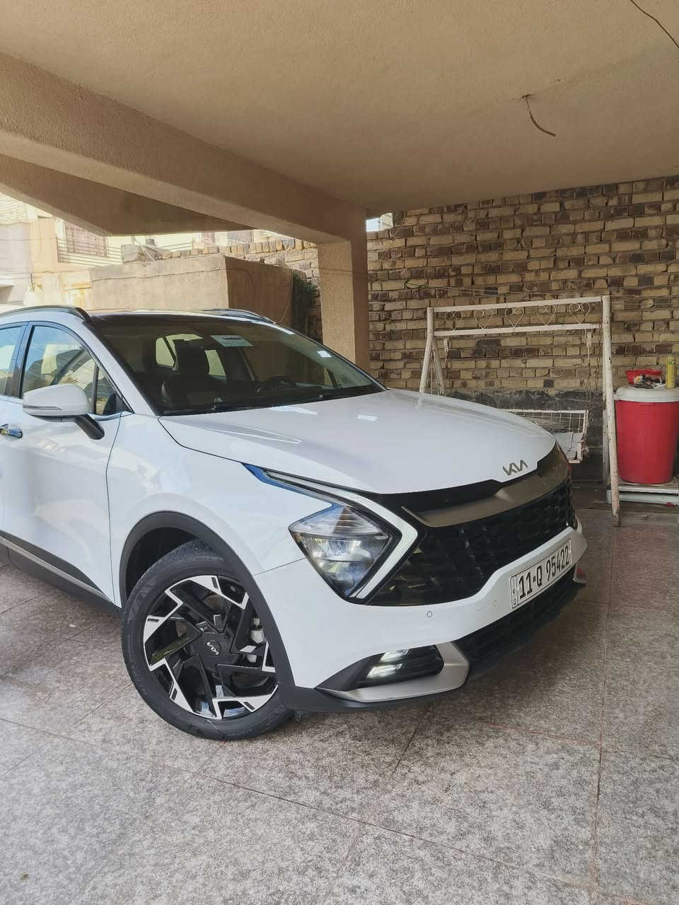 سبورتاج 2025 فول مواصفات مكفولة كفاله عامه رقم بغداد الدولي ماشيه ٢١ الف 
فول واحد على واحد 
كراسي كهرباء جنطه كهرباء تبريد شاشة 
شاشة متصلة 
تدفئة وتبريد بل كراسي داخل جلد بيجي وكنتاره
السعر 230 وبيها مجال
تلفون ***********
