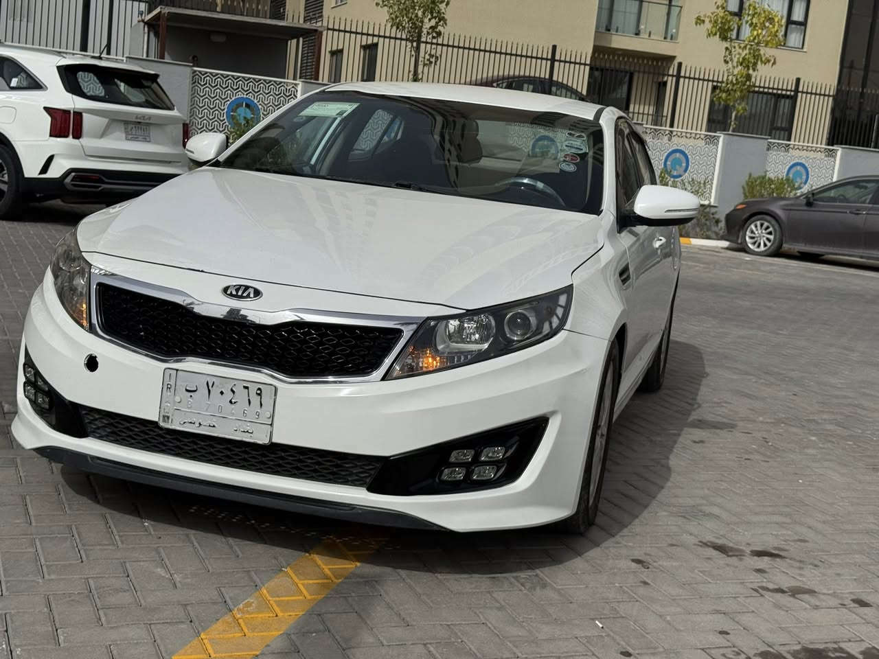 السلام عليكم
اوبتما 2012 خليجي 
بيها صبغ صفحه السايق وجاملغ عكس السايق 
مواصفات 
بصمه 
شاشه 
كأمره 
تحكم ستيرن جهتين 
محرك 2000 دوش 
مكانها بغداد حي الجهاد 
السعر 98 بيها مجال 
رقمي ***********
