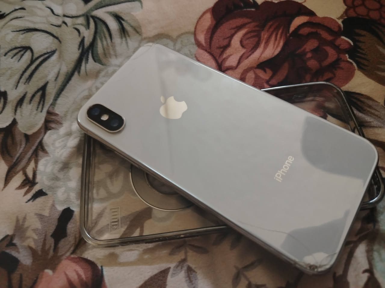 ايفون اكس عادي
الجهاز حيل نضيف
ذاكره ٦٤
البطاريه اصليه مامبدله ٦٤
الشاشه مستبدله نوعيه زينه
السعر ١٠٠ وبي مجال حيل بسيط


**إذا كنت صاحب هذا الإعلان وتريد حذفه لأي سبب، رجاءا أرسل رسالة إلى الدعم الفني**