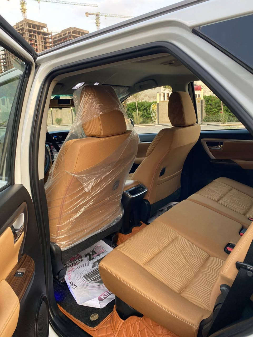 السلام عليكم.  فورتشنر بلاتنيوم ماشيه ٢٣ الف رقم أربيل مغلفه PPF . العنوان بغداد. للتواصل ***********. السعر ٣٢
