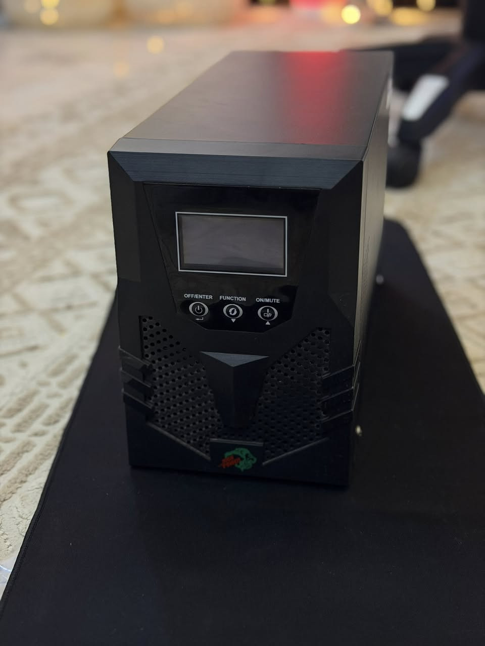 سلام عليكم
غراض تجميعه باقيه عندي للبيع 
وكلهن موجوده كراتينهن واستعمال قليل جداً

اليو بي اس اونلاين 1kv من شركة high power بكارتونته استخدام شهر 
سعره 175 الف

كرسي كيمنك سعره 65 الف بيه مسند رجلين 

طاولة كيمنك 60 في 120 بيه اضائة وريمونت واكثر من لون  ووضعية اضائة سعره 70 الف

اضائة شاشة تنطي جماليه واضائة للسيت اب  بيه 3 درجات من الابيض 
وتكدر تتحكم بدرجة الاضائة وبيه مستشعر للصوت سعره ب50 الف 

كيبورد ابيض من شركة stinger بلو سويتش واير حجمه صغير
ب25 الف

كيبورد اسود من شركة xinmeng 
ريد سويتش حجم كبير وايرليس + واير 
سعره 40 الف

راوتر نوع زين فاي
ب15 الف

ماوس باد 2 سعرهن 
5 الالف

ماوس اسود بدون كارتون 
سعره 8 الالف

المكان النجف الاشرف 
***********
