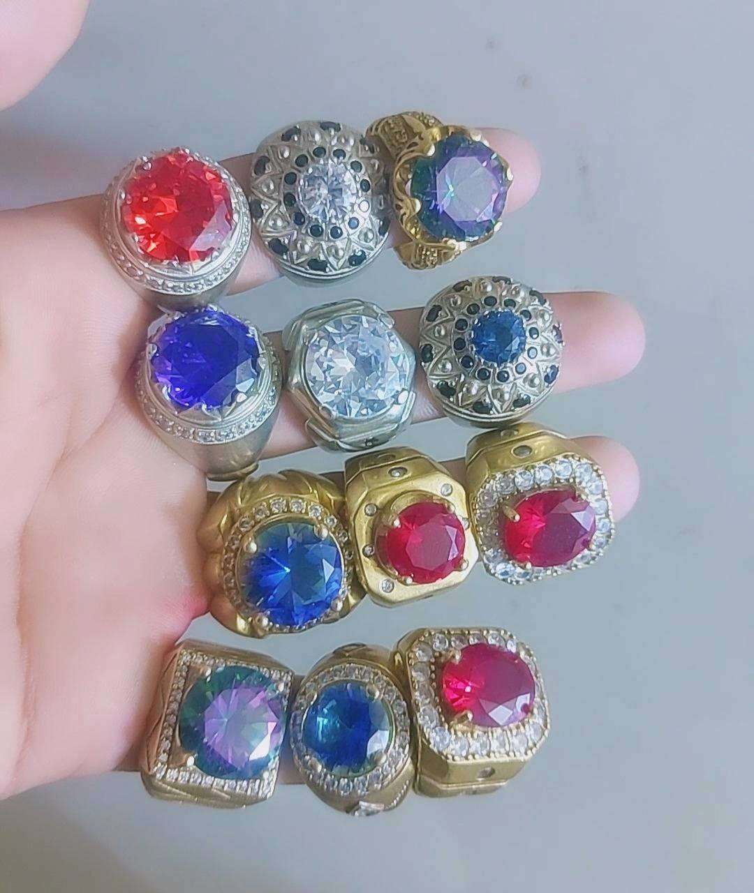 خواتم مجوهرات رجالية شبابية ألوان مميزة جداً صياغة القالب نحاس ابيض ونحاس اصفر الشراي الي على باب الله يراسلني خاص ويتدلل


**إذا كنت صاحب هذا الإعلان وتريد حذفه لأي سبب، رجاءا أرسل رسالة إلى الدعم الفني**