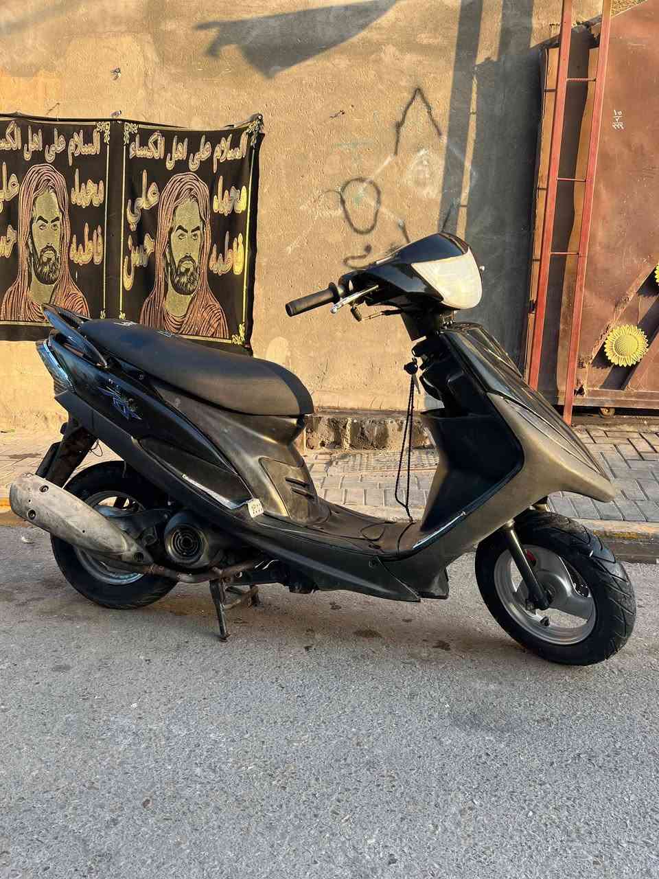 ماكس عدله للبيع
الدراجه مفتوحه مره وحده
لايت اشاير وبك لايت كله شغال
السلف واكف ..
معدل تنطي 100 تقريباً
دراجه خير من الله ما ناقصها شي
سعر 550 وبيها مجال للشراي

مكاني بصرة القبلة - حي الشهداء 
رقمي - ***********
