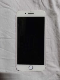 ايفون 7 • مساحة ١٢٨