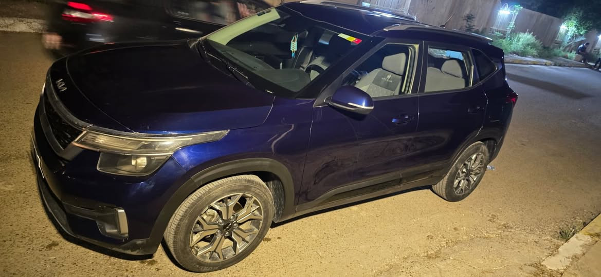 كيا سيلتوس
2023 وارد امريكي
حادثهة حافه البنيد فقط حتى الدعامية بلادية

مواصفاتهة :
محرك 2000 
بصمه
شاشه 
كير اوتو
كشنات كهرباء
كشنات تدفئة
لايت زنون
درايف مود
هاند بريك بصمه
حساسات
اوتو هولد
بعد بيهة هواي مواصفات معروفه

السعر : 162$و بيهة مجال
***********
