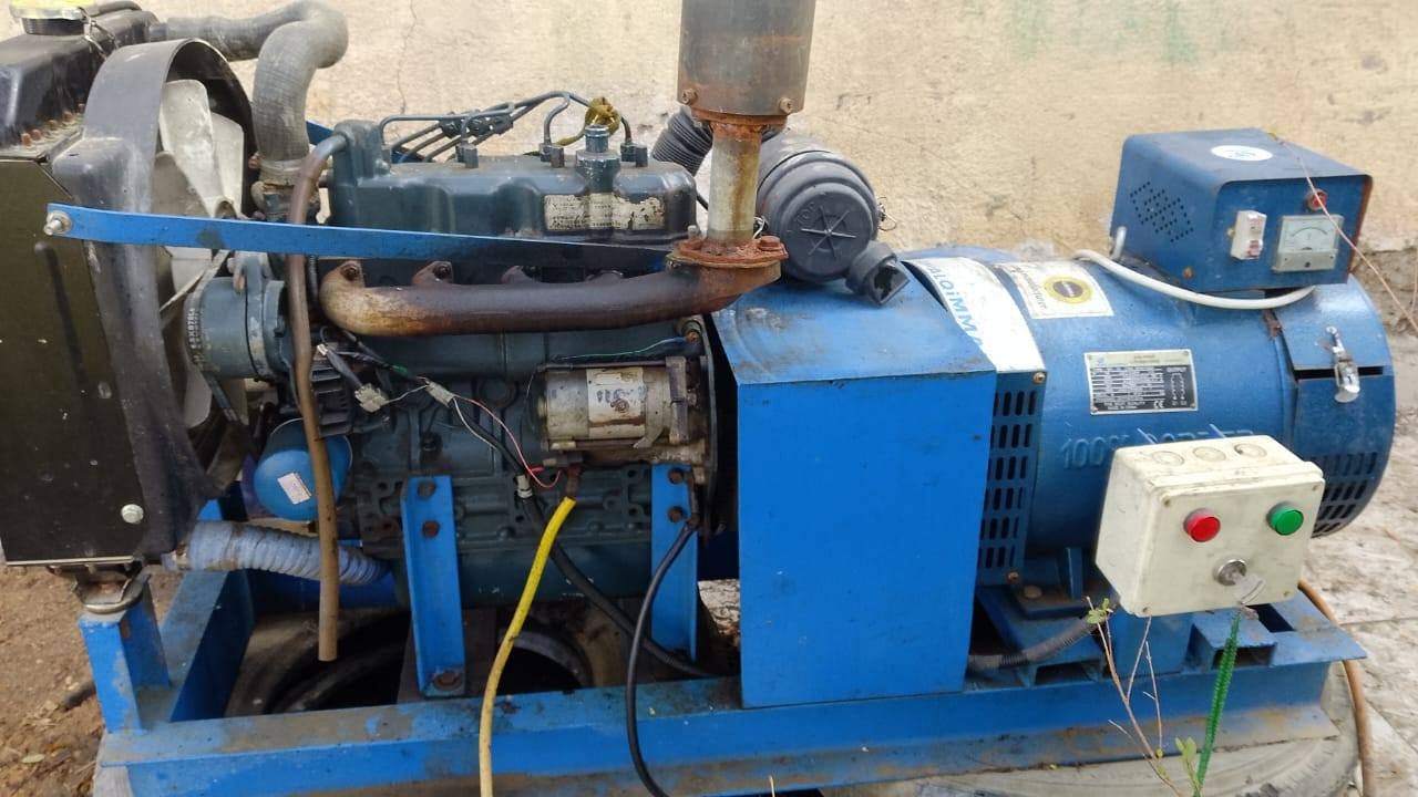 كابوتا 4 بستم 10 كيفي سنكل فيز
السعر ١٩ ورقه محرك حاويه كلشي ممفتوح بي مشتغله ٣ أشهر العام بس


**إذا كنت صاحب هذا الإعلان وتريد حذفه لأي سبب، رجاءا أرسل رسالة إلى الدعم الفني**