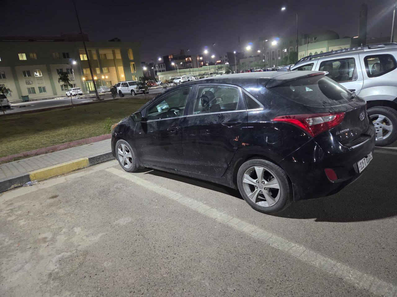 النترا هاتشباك gt 2016 وارد امريكا نص مواصفات
محرك الفين 2000 بيها ثلال مودات قيادة 
 السيارة مداريهاا زين دهن من الشركه وبانزين محسن السيارة خير من الله كل تفاصيلها موجوده موجود السونر واكو الباب الخلفي اليمين بيه شخوط مووضحه بالصورة وضربتهاا موضحه بالسونر سياره مرتبه شبابيه رياضيه بناتيه اكثر  
السعر 127 ورقة بيها مجال شي بسيط 
التواصل هذا الرقم *********** بغداد, العراق
