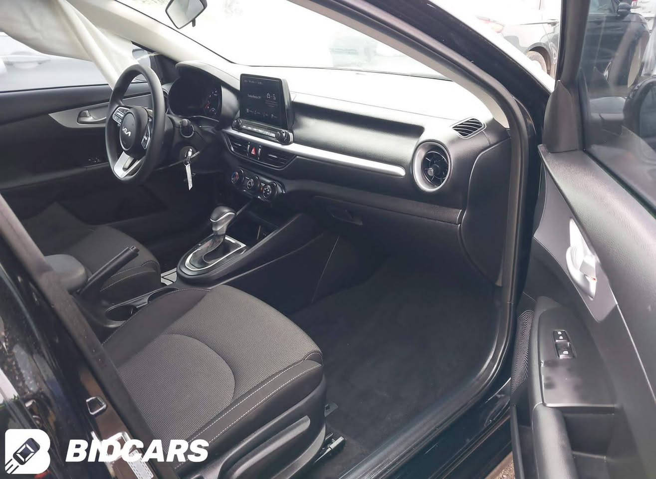 كيا فورتي 2024 محرك 2000 DOHC
الممشى: 31 ألف كم
التحويل أو وكالة حسب الرغبة
الضرر:  وارد أمريكي
باب خلفي + هلال جاملغ خلفي فقط
بدون دواخل
إيرباق بردة فقط
المواصفات:

🟪 السعر  :: الطلب في التعليقات ويوصلك مباشرة ✍️ 📩

رادارات جانبية – تحديد النقطة العمياء
رادار خلفي تنبيه عند الرجوع
تحديد مسار
سياقة ذاتية
أوتو بريك – توقف ذاتي عند الاقتراب
إشارة بالمرايا
كاميرا
شاشة كبيرة تدعم Android Auto و Apple CarPlay
خرائط GPS
تحكمات ستيرن
3 أنظمة قيادة: Sport / Normal / Smart
مثبت سرعة
ويل كب كروم
حساس ضغط الإطارات
شاشة أعطال في الدشبورد
منافذ USB / AUX / 12V
4 دسك
مانع انزلاق ABS
السيارة جديدة وجاهزة بدون أي نقص
المكان: بغداد – الكاظمية – شارع أكد

للتواصل:
***********
