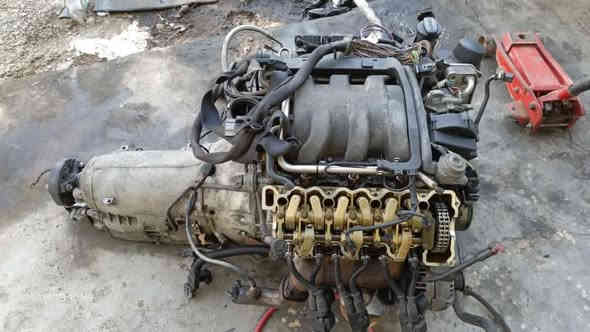 السلام عليكم خواتي عندي سستم كامل حجم350 يعني گير ومكينه وضفيره وعقل وشاشه دشبول وعصه كير وجوزه تشغيل  وسويجاتها /اخواني هاي وارد ما مشتغله هنا /السعر 15 ورقه المكان العزيزيه الاتصال ***********
