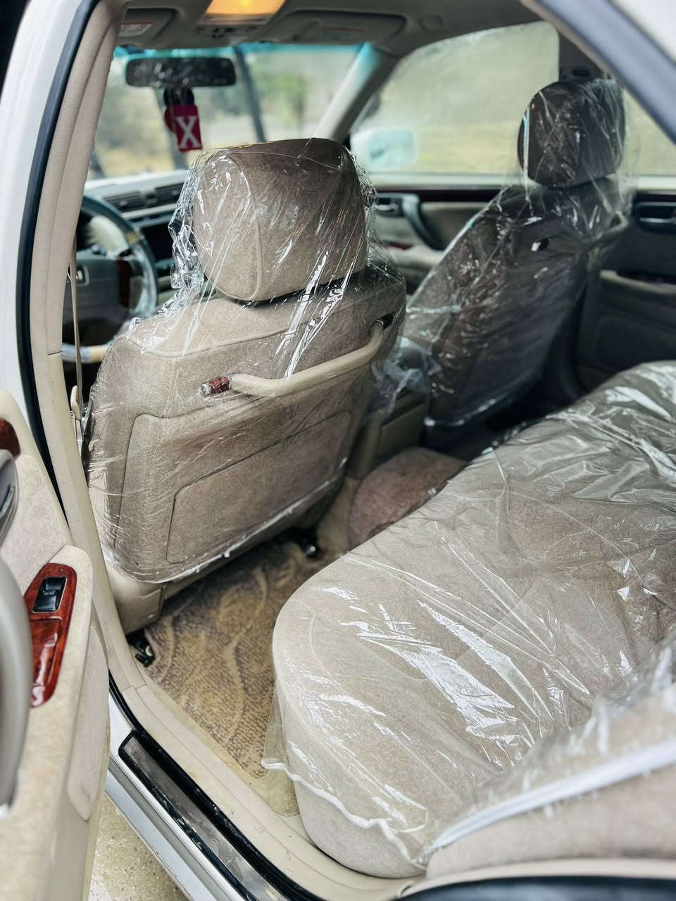 بۆ فرۆشتن🔥👌🏾
موس D4_171
گێڕو مەکینە بەشەرتی ۱٠٠فیتەر
ژ.م***********
