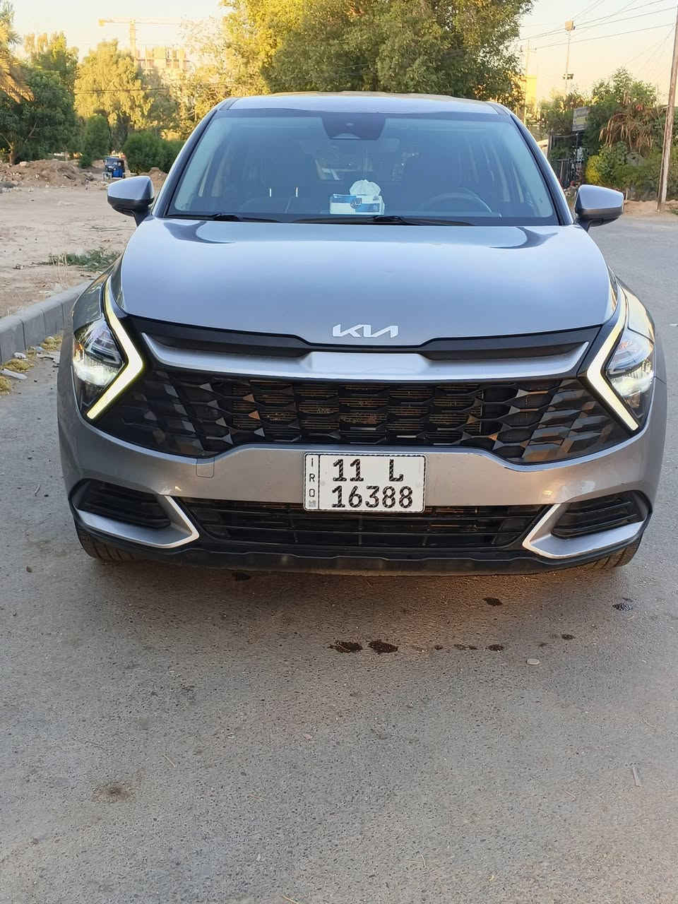 سلام عليكم للبيع كيا سبورتج 2023 وارد امريكي فواصفات عادية ماشية 38 الف ميل صور الحادث وسونار بل منشور مكان السيارة بغداد الدورة 
السعر 169 وبيها مجال ‏‪***********‬‏
