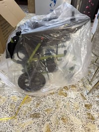كرسي كهربائي جديد غير مستخدم يطبك بدون فتح البطاريات الاستفسار الاتصال...