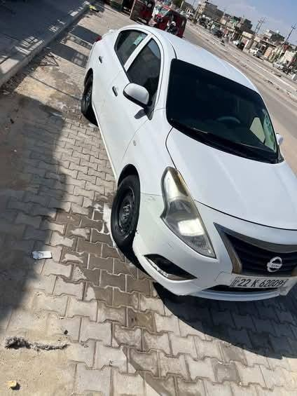 سلام عليكم 
نيسان سني هندي 
موديل ٢١
سياره بيها بارد مكانات 
وبيها شبر حار بنيد جهت سايق 
فقط والباقي كفاله  ***********
سعره 105 ورقه 
اتصل على رقم وبيك خير وتدلل
