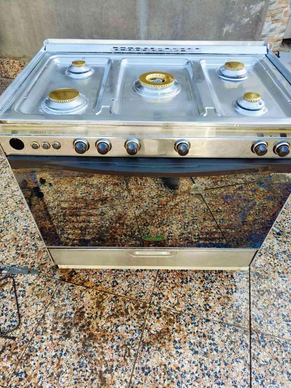 سلام عليكم صيانه الطباخه تنظيف موقعي للبيت واتساب ***********
