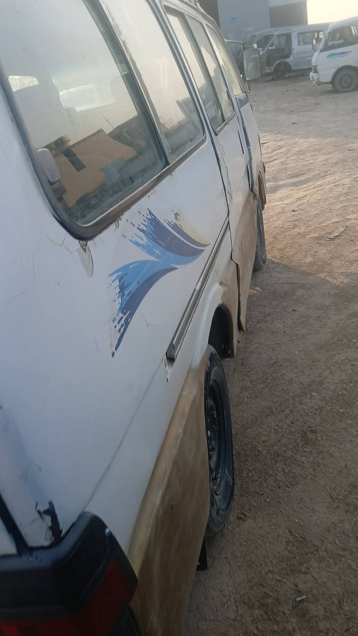 سلام عليكم كياء لبيع موديل ٩٥ مكينه كير اكسن مكفواله بدون راعي سعر ١٥ بيها مجال مكان بابل سكندريه رقم تلفون ***********\***********
