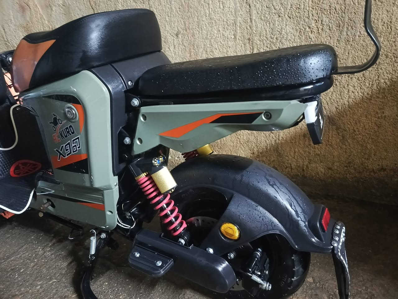 للبيع مستخدم بس جديد يمشي فوك ال50k مكاني موصل حي القدس 450وبي مجال للطيبين


**إذا كنت صاحب هذا الإعلان وتريد حذفه لأي سبب، رجاءا أرسل رسالة إلى الدعم الفني**