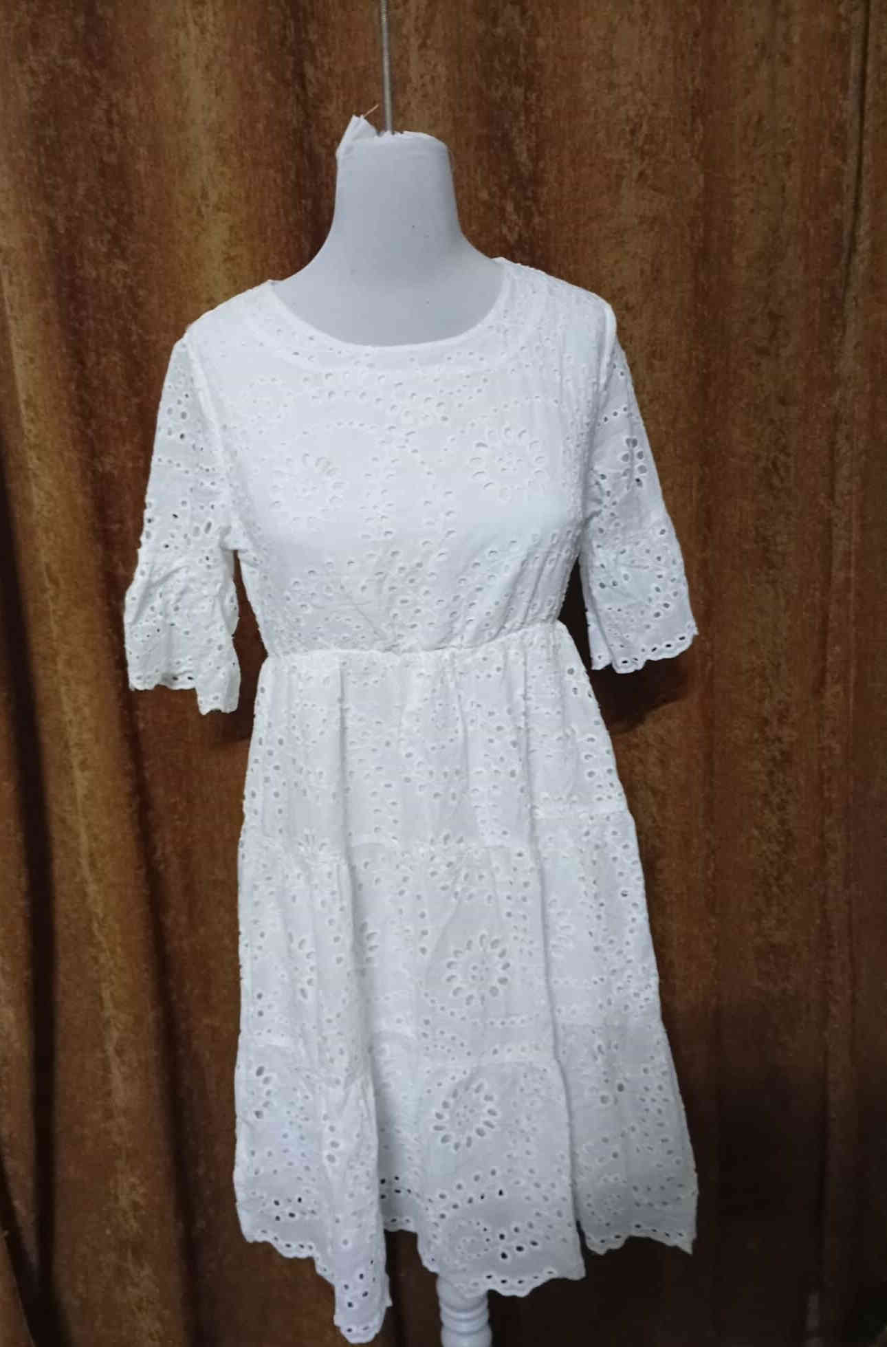 مرحبا بنات هاي ملابس شي ان كله جديد شاهد الله الي تريد تتصل ع رقم *********** اكو خدمة توصيل داخل الديوانيه
