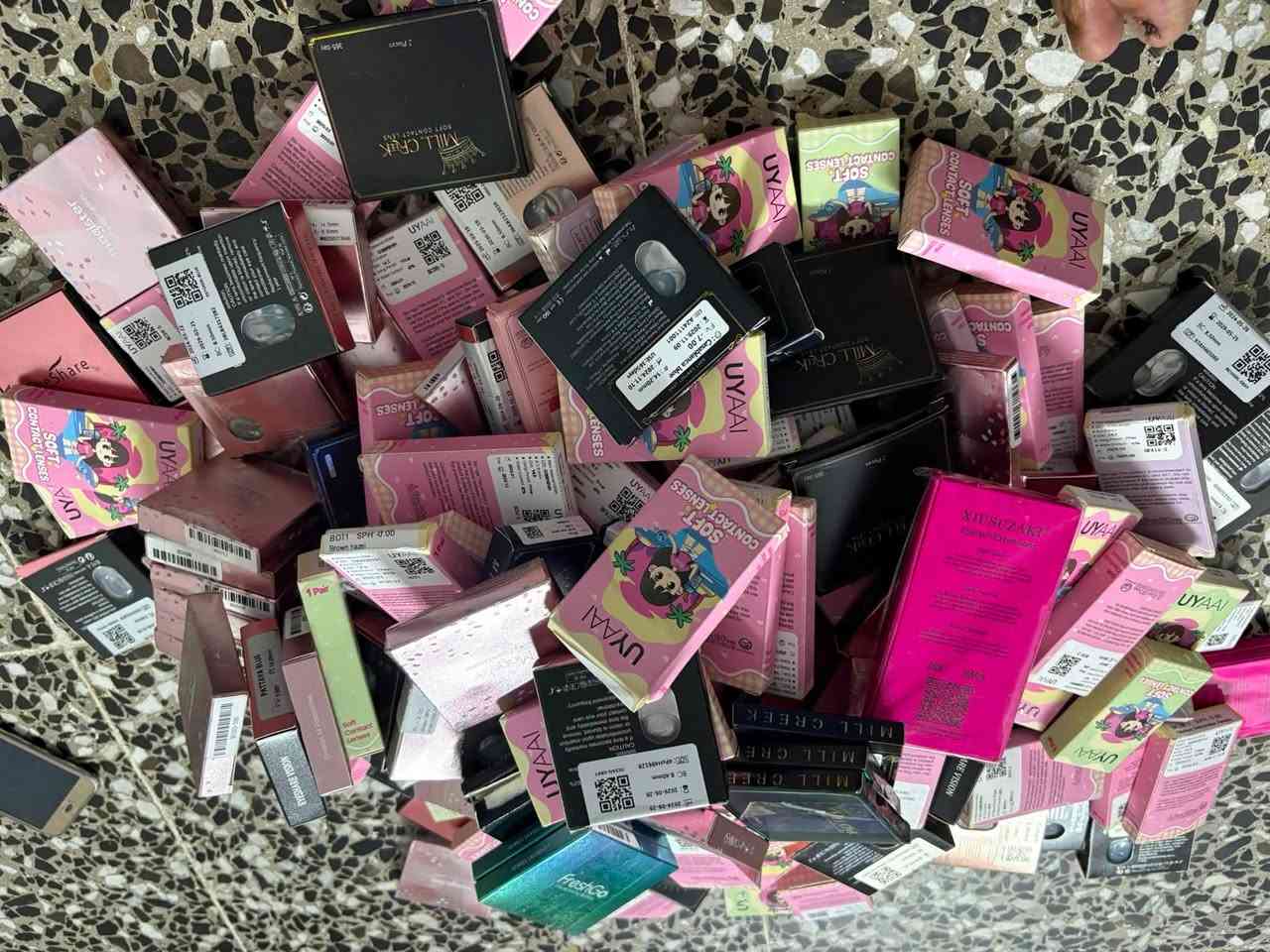 ١٦٥ باكيت عدسات الوان واشكال مختلفه الانتهاء سنة ٢٨ و٢٩ 200 شلع مابيع مفرد


**إذا كنت صاحب هذا الإعلان وتريد حذفه لأي سبب، رجاءا أرسل رسالة إلى الدعم الفني**